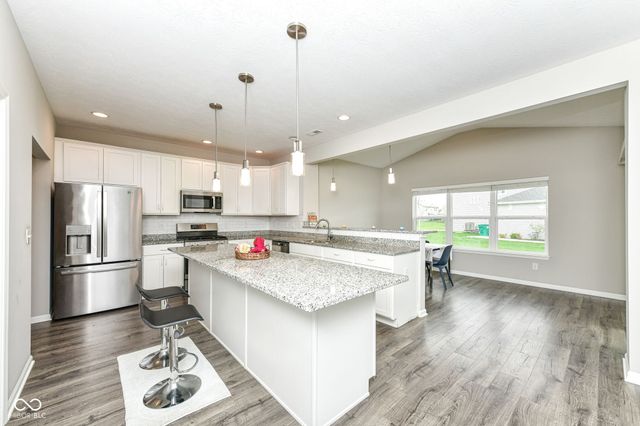 18377 Burton Way, Westfield, IN 46074