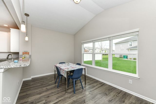 18377 Burton Way, Westfield, IN 46074