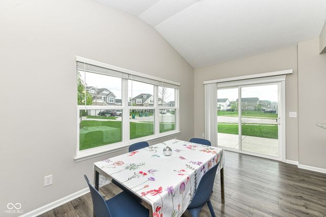 18377 Burton Way, Westfield, IN 46074