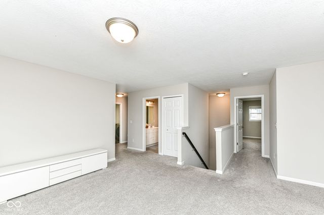 18377 Burton Way, Westfield, IN 46074