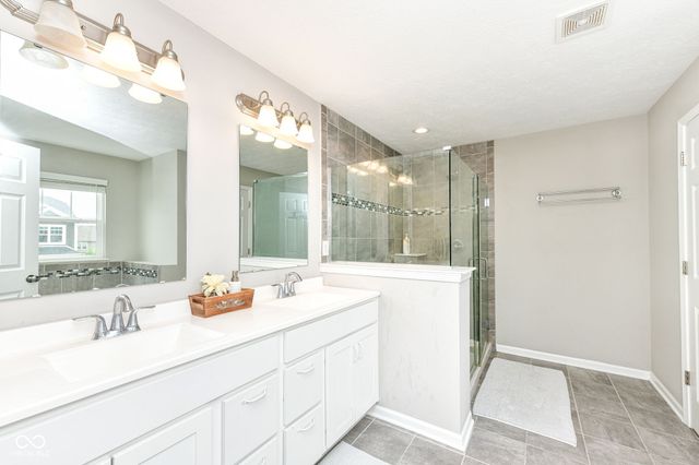 18377 Burton Way, Westfield, IN 46074