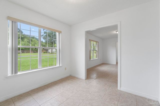 117 Monarch Ln, Pensacola, FL 32503