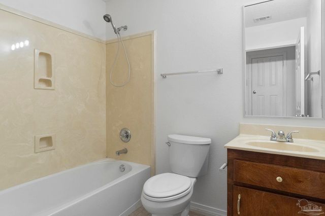 117 Monarch Ln, Pensacola, FL 32503