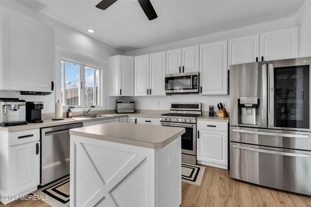 7 Branchwood Place, Bayville, NJ 08721