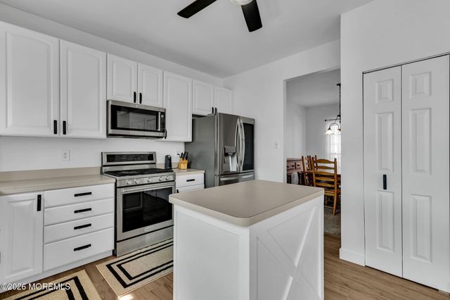 7 Branchwood Place, Bayville, NJ 08721