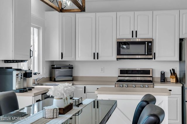7 Branchwood Place, Bayville, NJ 08721