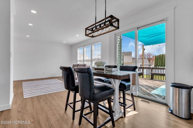 7 Branchwood Place, Bayville, NJ 08721