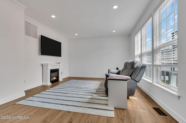 7 Branchwood Place, Bayville, NJ 08721