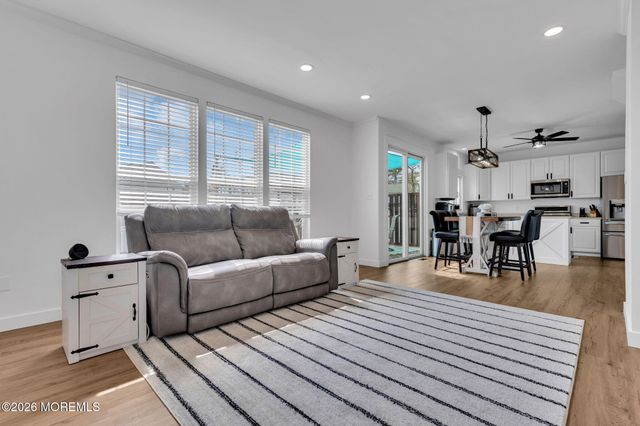 7 Branchwood Place, Bayville, NJ 08721