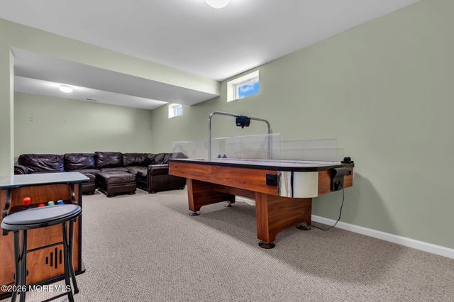 7 Branchwood Place, Bayville, NJ 08721