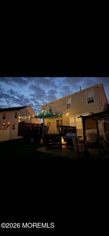 7 Branchwood Place, Bayville, NJ 08721