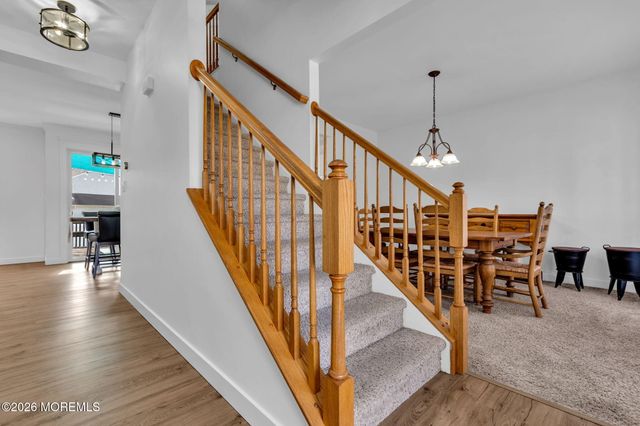 7 Branchwood Place, Bayville, NJ 08721
