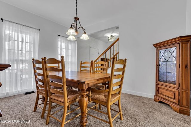 7 Branchwood Place, Bayville, NJ 08721