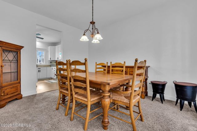 7 Branchwood Place, Bayville, NJ 08721