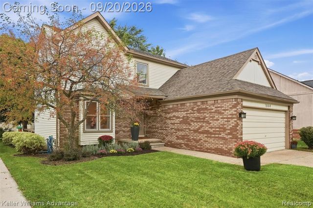 1664 Hanley Court, Birmingham, MI 48009