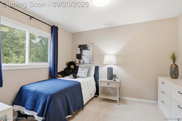 1664 Hanley Court, Birmingham, MI 48009