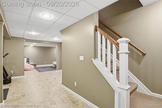1664 Hanley Court, Birmingham, MI 48009
