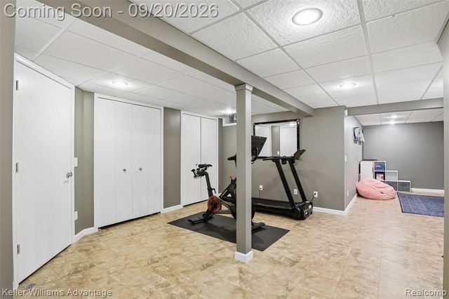 1664 Hanley Court, Birmingham, MI 48009