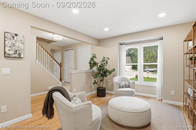 1664 Hanley Court, Birmingham, MI 48009