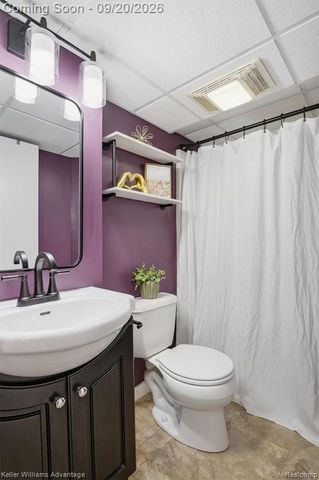 1664 Hanley Court, Birmingham, MI 48009