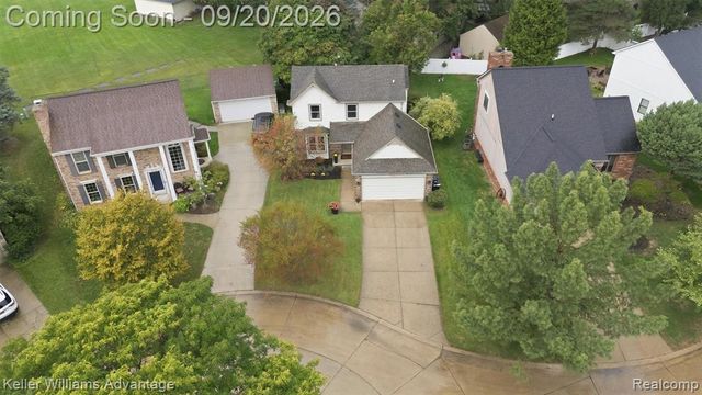 1664 Hanley Court, Birmingham, MI 48009