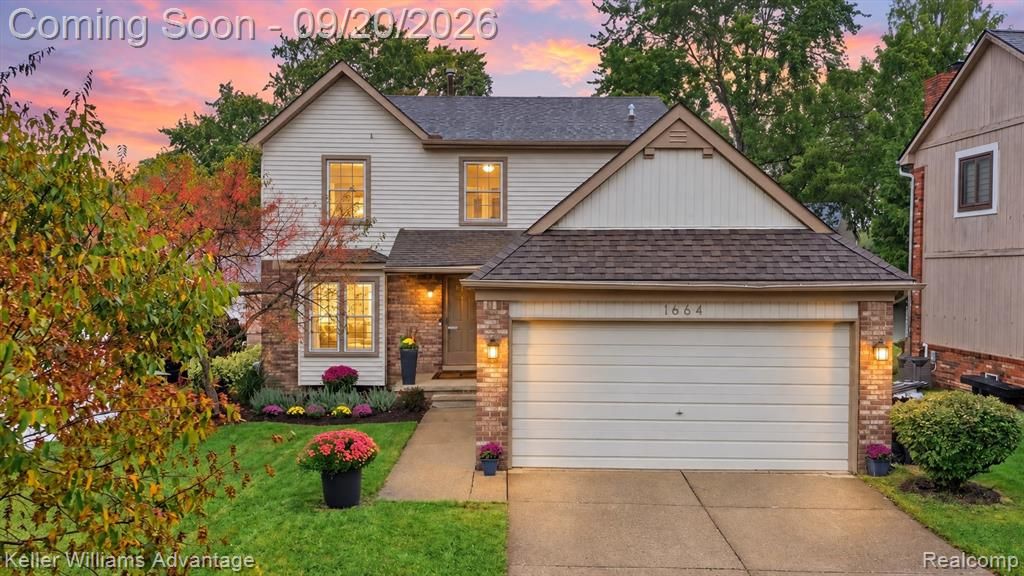 1664 Hanley Court, Birmingham, MI 48009