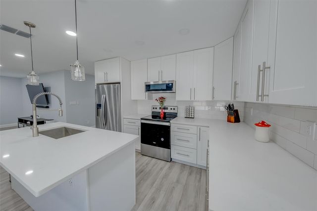 1814 SYLVAN DRIVE, Clearwater, FL 33755