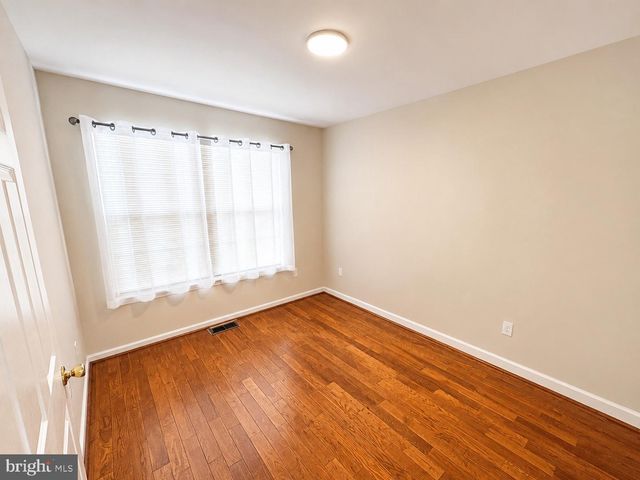 14 REGENTS CT, Bensalem, PA 19020