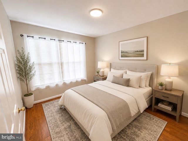 14 REGENTS CT, Bensalem, PA 19020