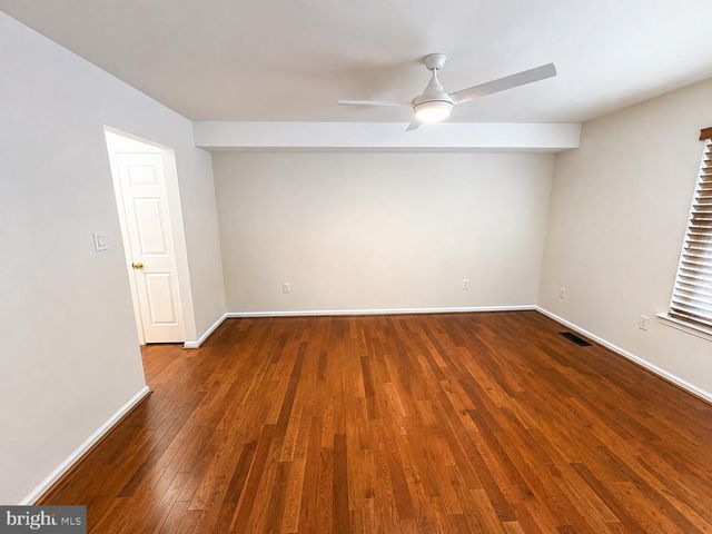 14 REGENTS CT, Bensalem, PA 19020