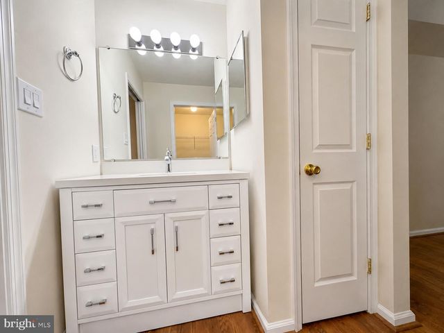 14 REGENTS CT, Bensalem, PA 19020