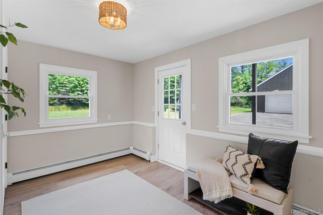 297 Schwabie Turnpike, Kerhonkson, NY 12446