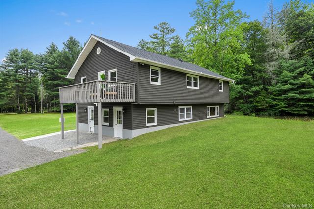297 Schwabie Turnpike, Kerhonkson, NY 12446