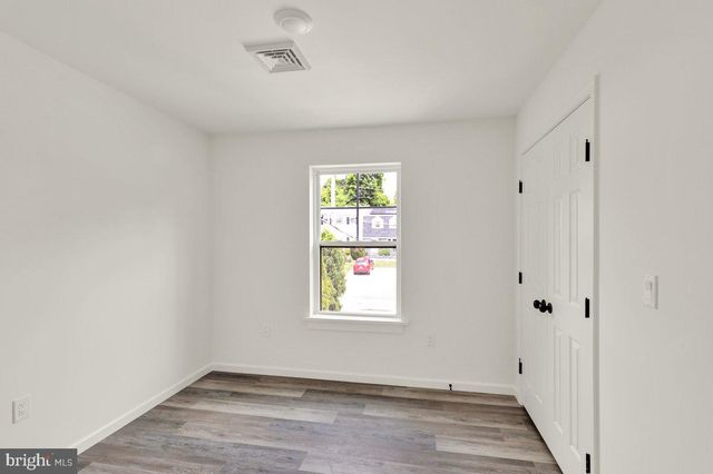 2515 GIRARD AVE, Reading, PA 19609