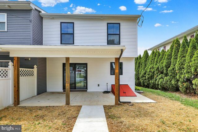 2515 GIRARD AVE, Reading, PA 19609