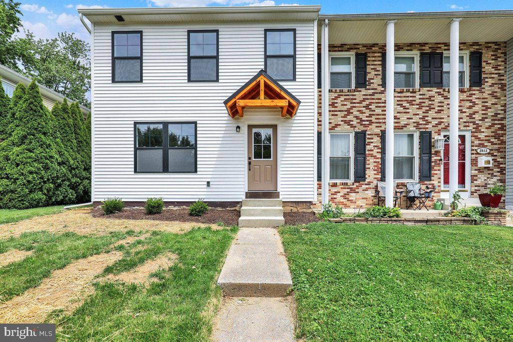 2515 GIRARD AVE, Reading, PA 19609