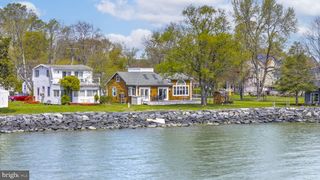 5211 AL JONES DR, Shady Side, MD 20764