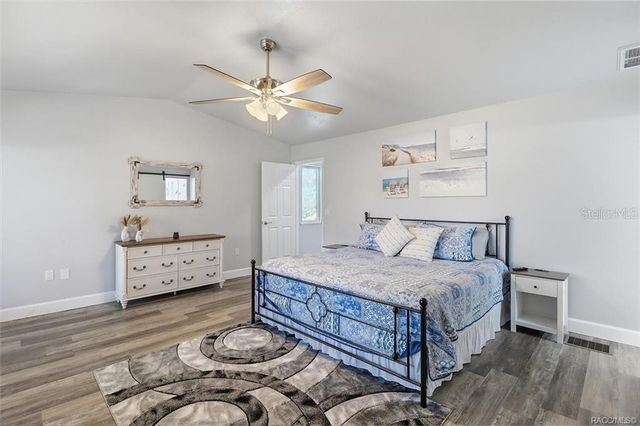 9205 W HARBOR ISLE COURT, Crystal River, FL 34429