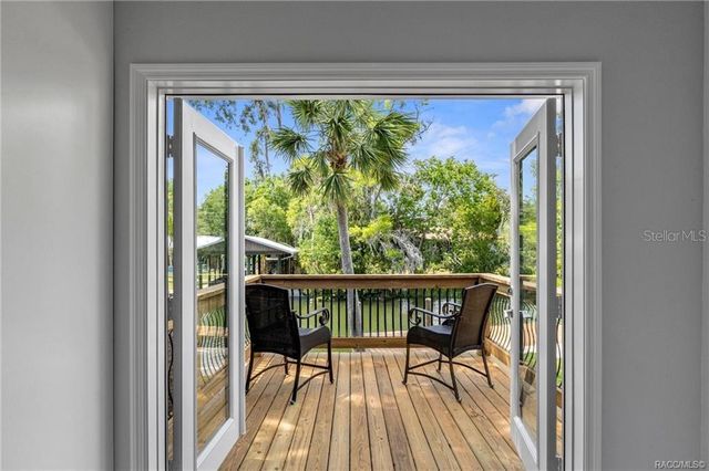 9205 W HARBOR ISLE COURT, Crystal River, FL 34429