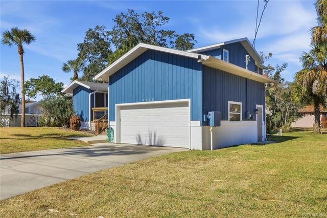9205 W HARBOR ISLE COURT, Crystal River, FL 34429