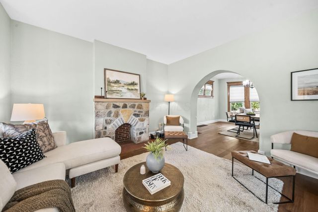 1593 Clifton Avenue, Columbus, OH 43203