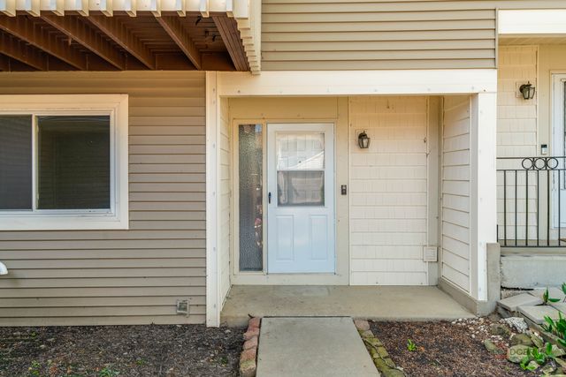 135 Brandywine Court, Vernon Hills, IL 60061