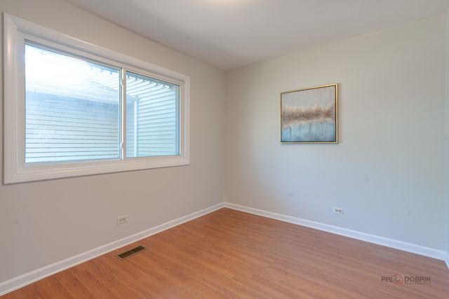 135 Brandywine Court, Vernon Hills, IL 60061