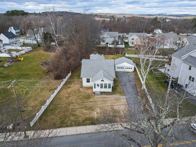 226 Monument St, Haverhill, MA 01832