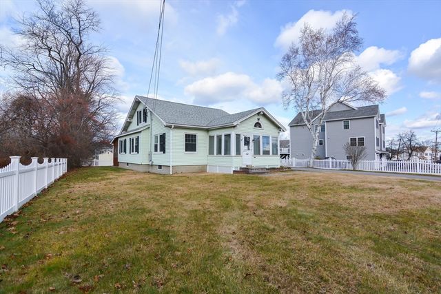 226 Monument St, Haverhill, MA 01832