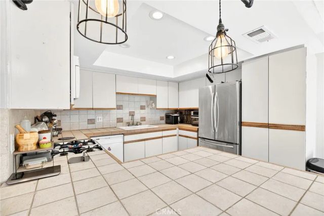 25644 Sharp J, Hemet, CA 92544