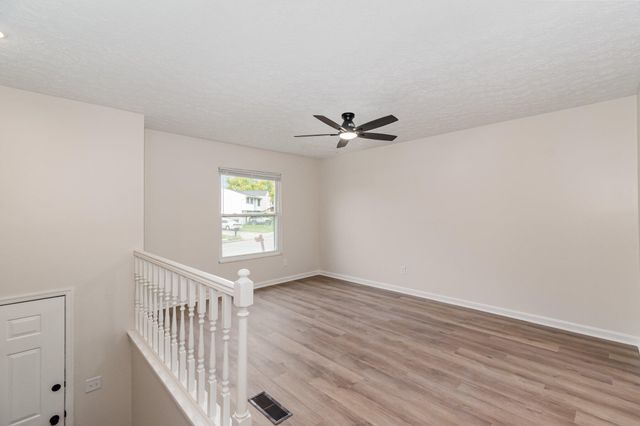 7730 E Covered Bridge Drive, Florence, KY 41042