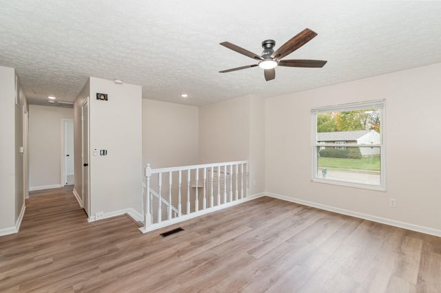 7730 E Covered Bridge Drive, Florence, KY 41042