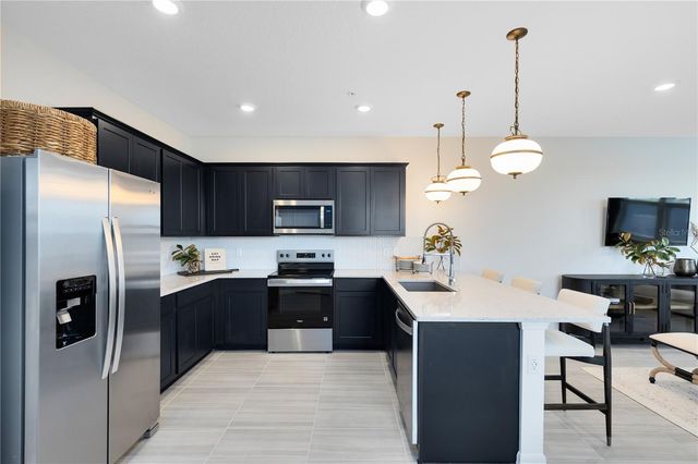 10118 HADLEY STREET, Orlando, FL 32829