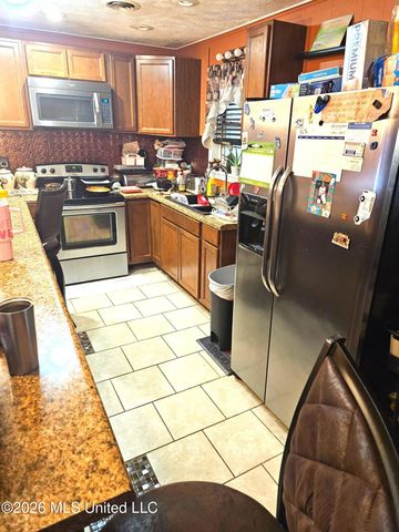 806 64th Avenue, Meridian, MS 39307